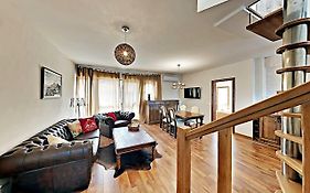 Charming Apartment In The Heart Of Bansko